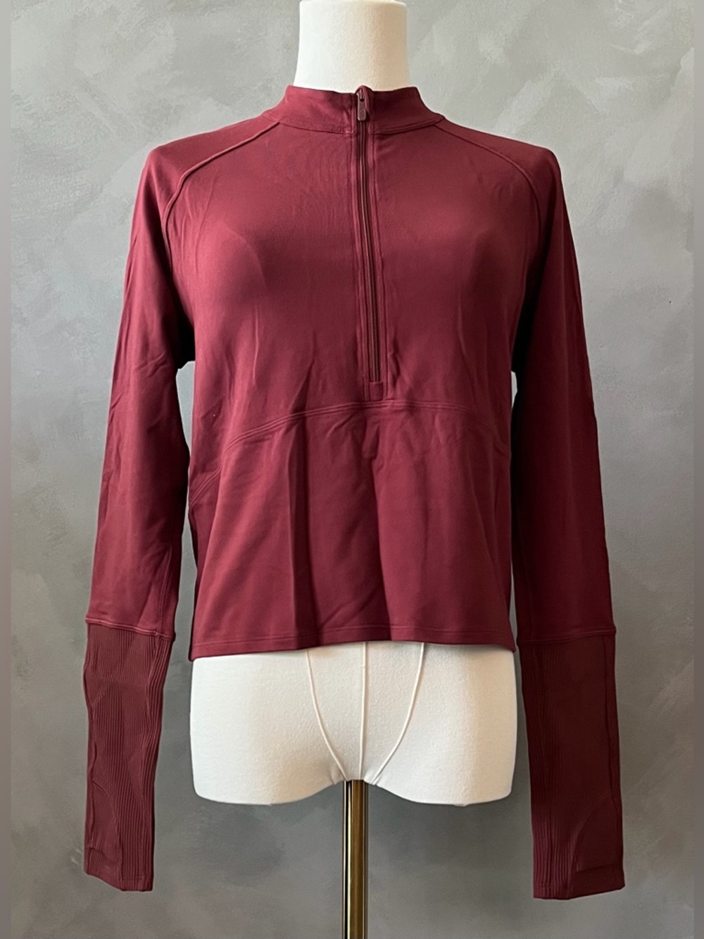 Lululemon Size:10 Woman Half-Zip Pullover in Deep Burgundy NWOT